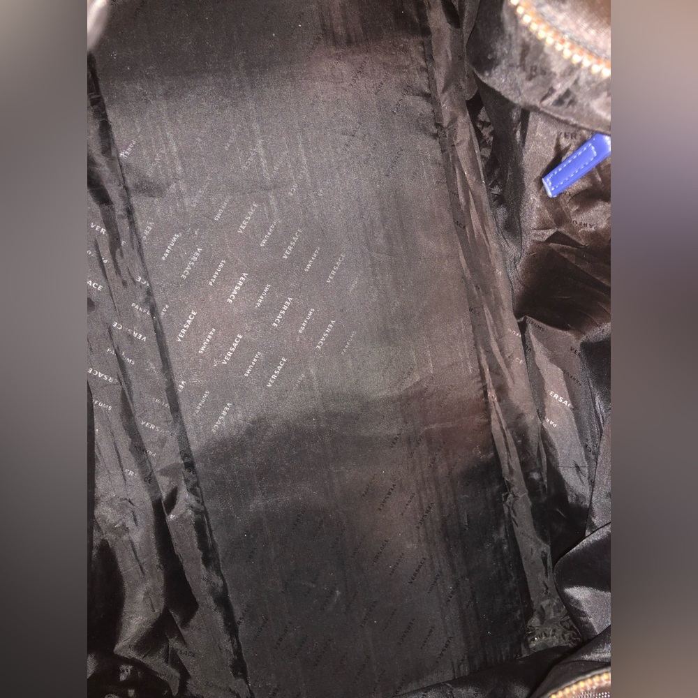 💥Moving to @the_bag_guy💥Versace Parfumes - Overnight Duffel Bag - Picture 10 of 11